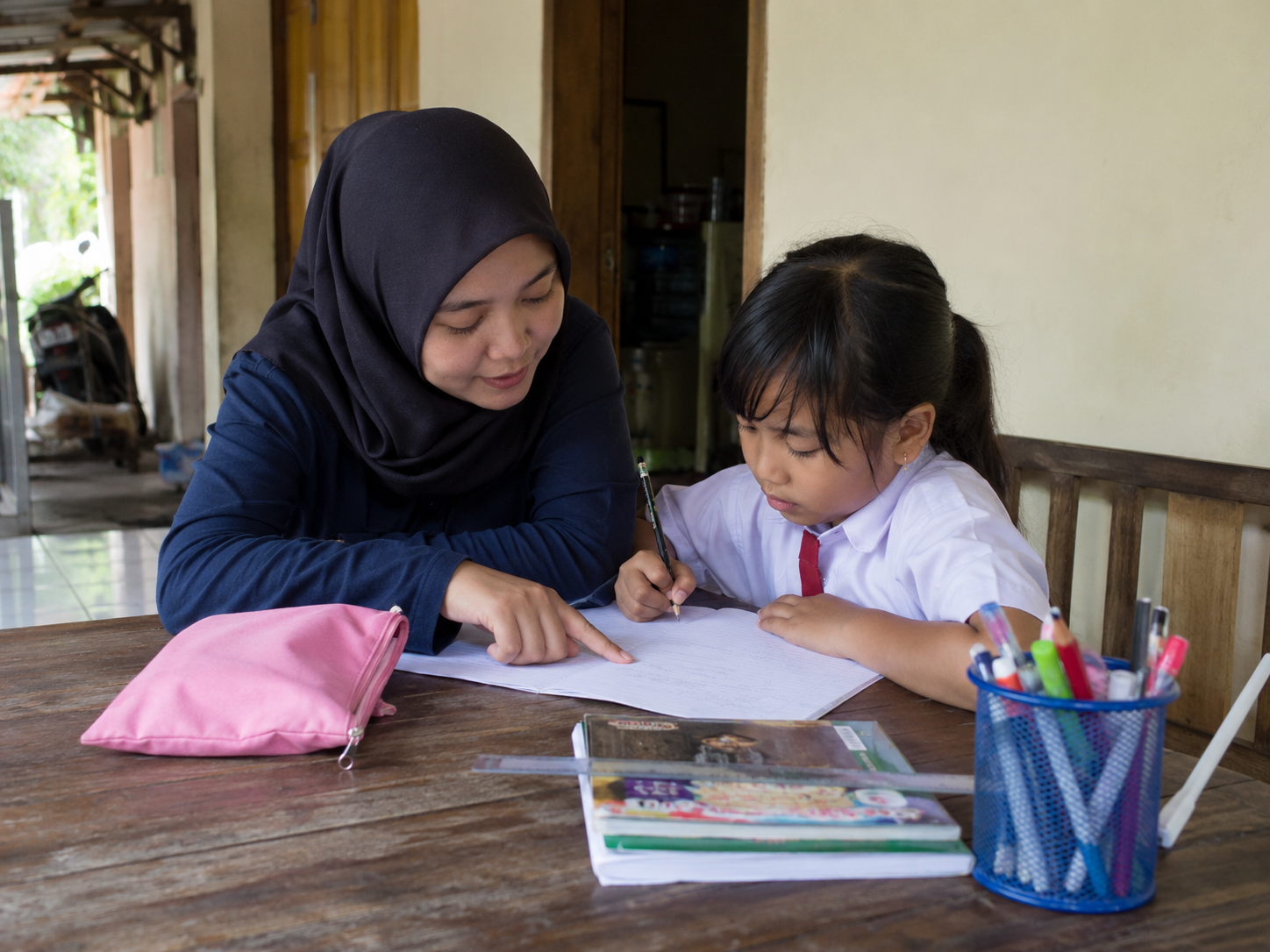 Homeschooling Semampir Surabaya - Konsultasi Belajar Kegiatan homeschooling Semampir Surabaya bersama guru HS Sriwijaya Edu